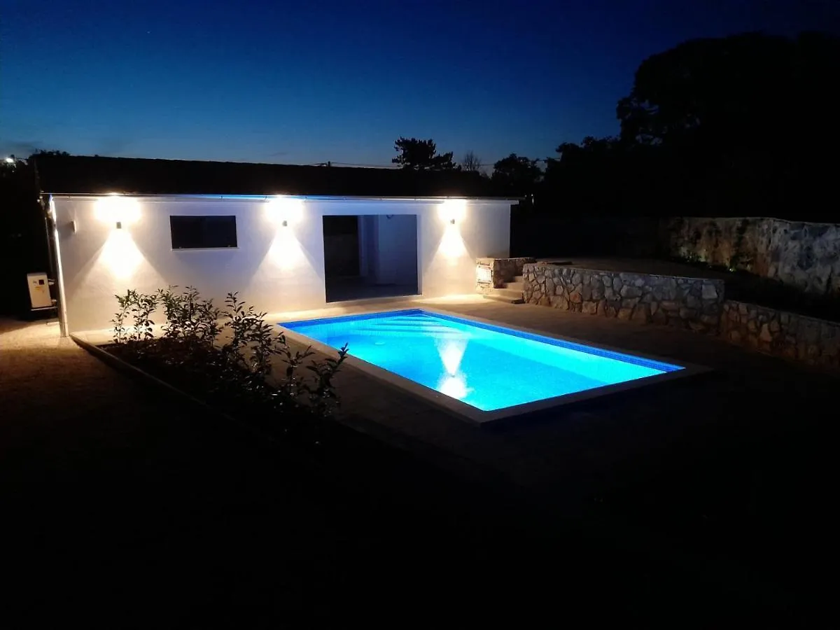 Villa Diny With Pool Pinezići