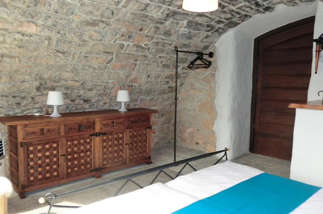 Villa Diny With Pool Pinezići Сasa de vacaciones