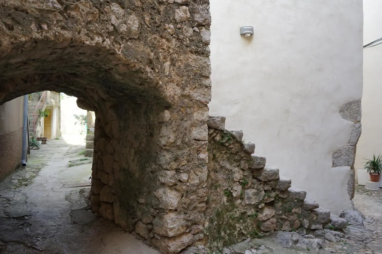 Villa Diny with Pool Pinezići 0*,