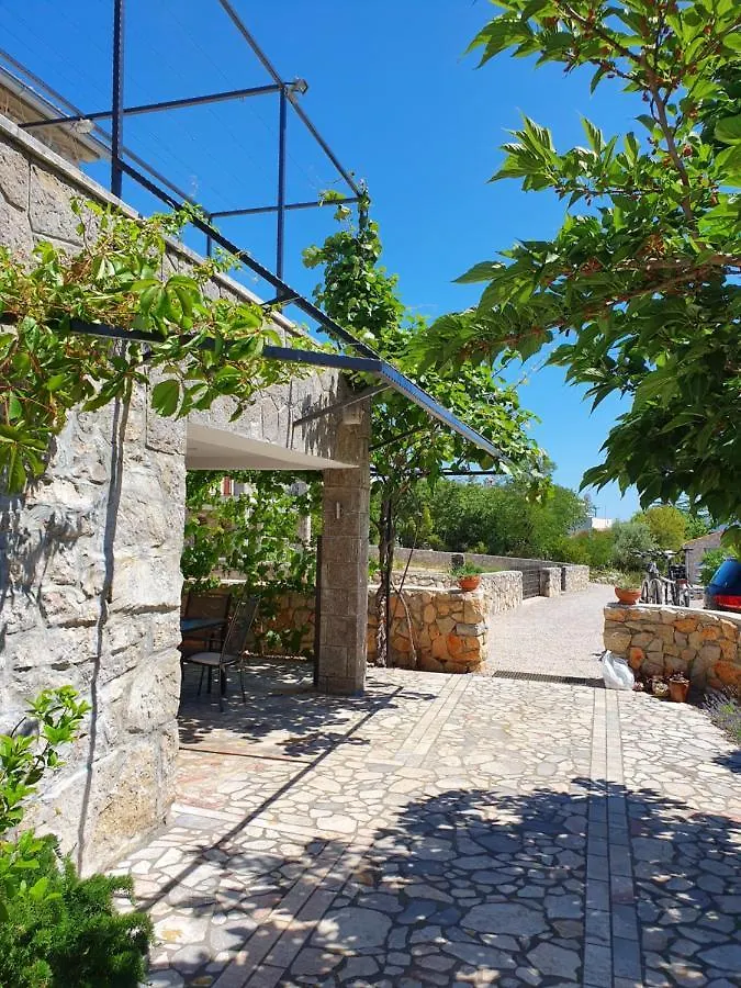 Villa Diny With Pool Croatia