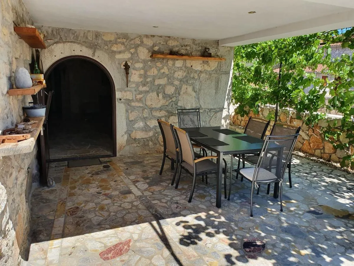 Villa Diny With Pool